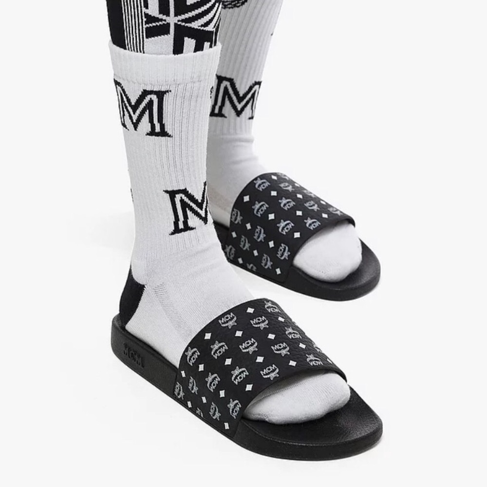 NEW!!! MCM Woman’s Black Visetis Monogram Logo Print Slides 39.38